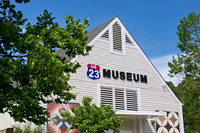 MuseumUS23_5179_16x24
