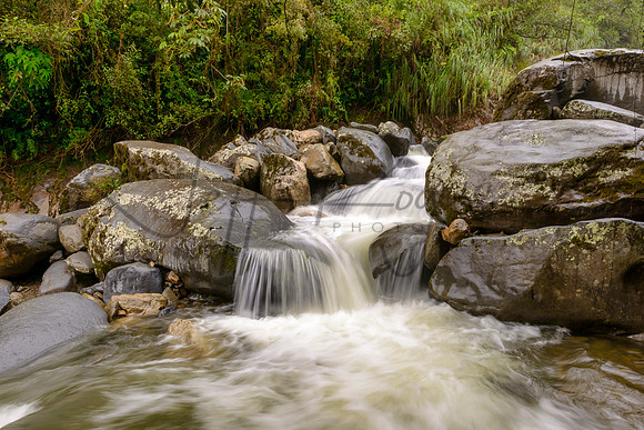 Bolivia_waterfall5355