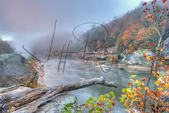Cumberland_Falls_4485tonemapped_Radiant