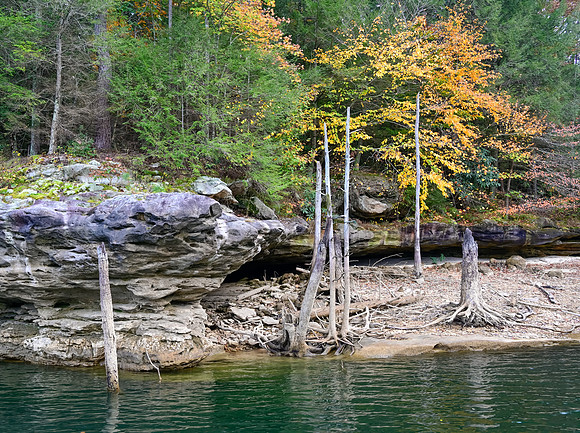 Water_LaurelLake-2200