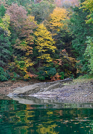Water_LaurelLake-2012