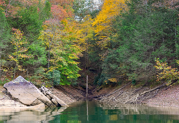 Water_LaurelLake-1908