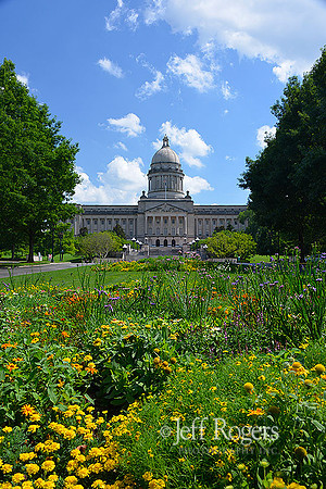 Frankfort_Capitol3475