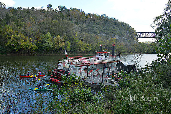 Shaker_Paddlewheel_KY_River3786