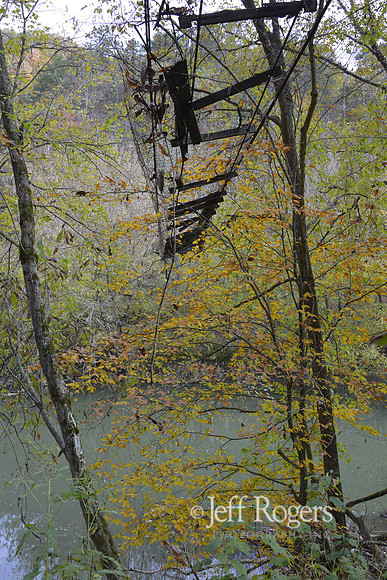 SwingingBridge4823