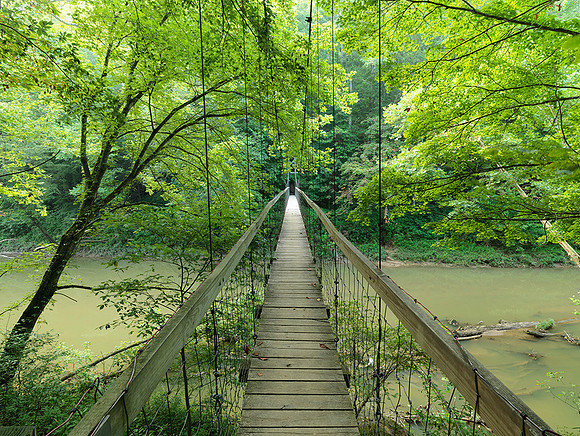 Gorge_SwingBridge_1219725w