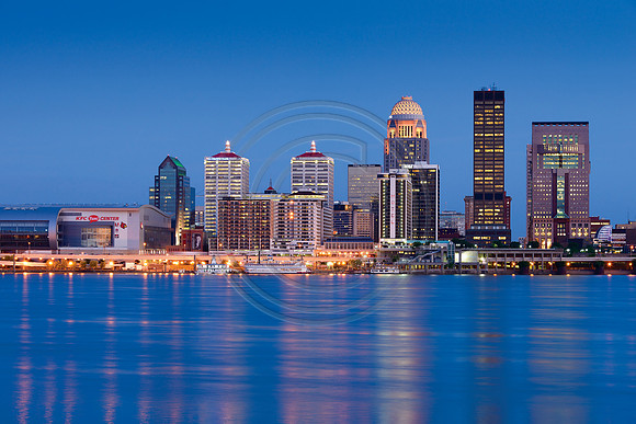 Louisville_Skyline4113