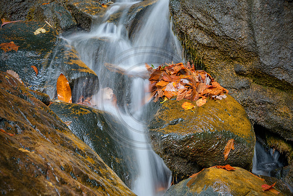 Waterfall_EKY413824x36